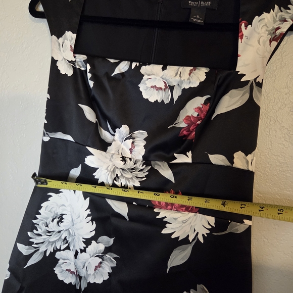White HouseElegant Black Floral Dress - Picture 13 of 14
